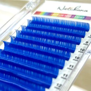extensiones de pestañas color azul